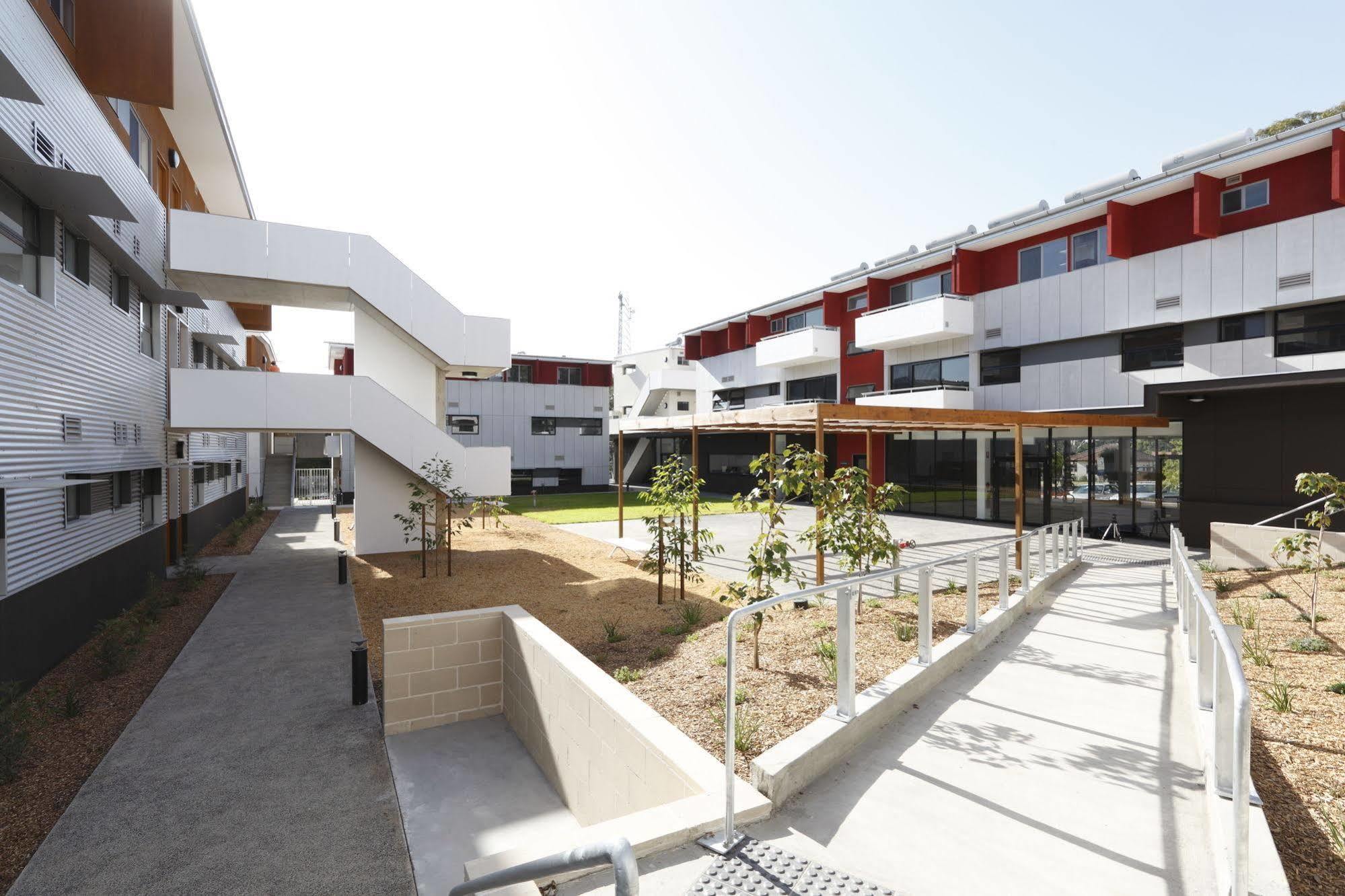 Western Sydney University Village - Parramatta Rosehill Bagian luar foto