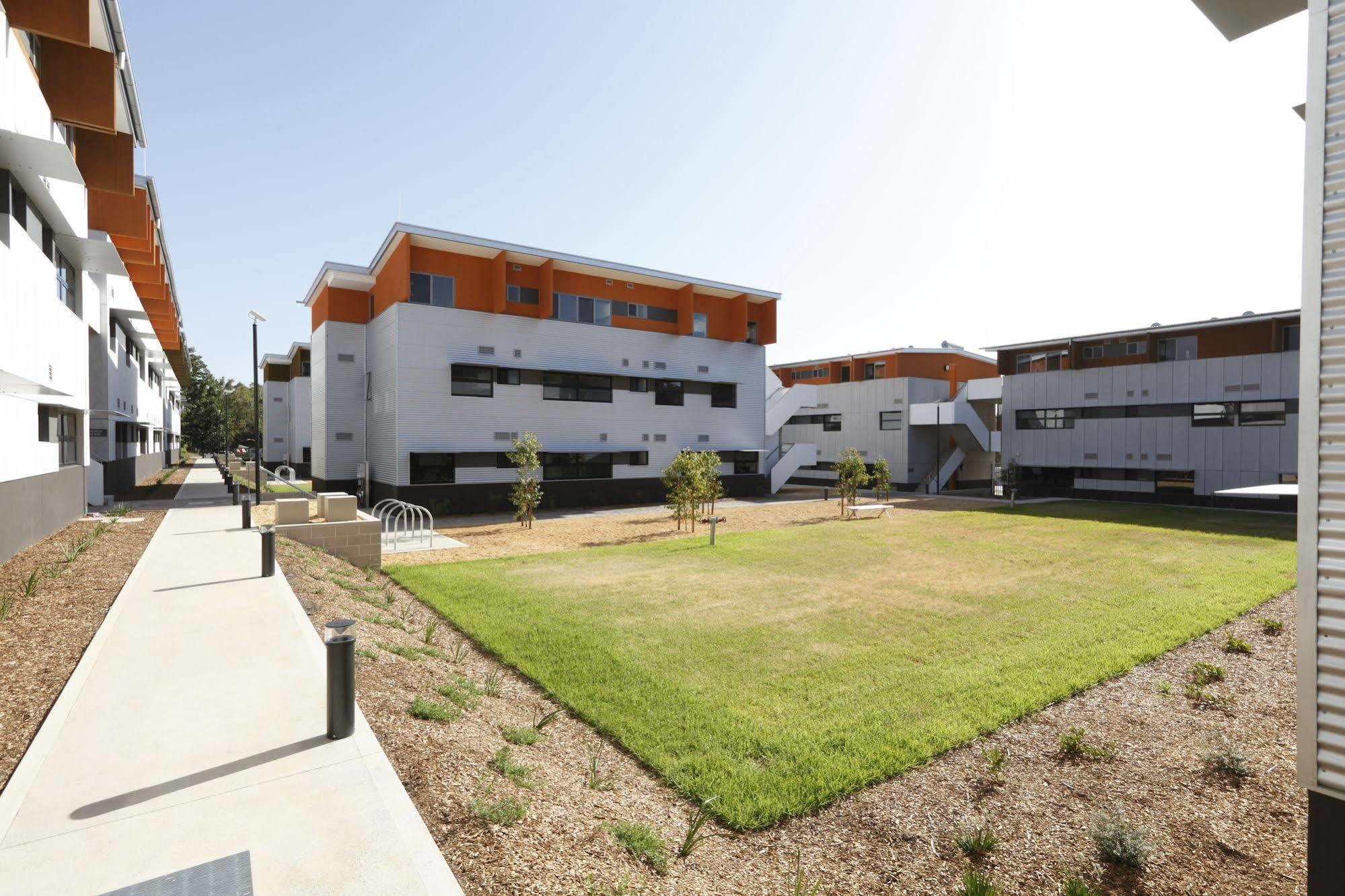 Western Sydney University Village - Parramatta Rosehill Bagian luar foto